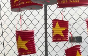 Lồng Đèn Giấy Ngôi Sao Vàng - Biểu Tượng Tự Hào Của Việt Nam